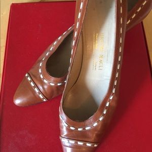 Bruno Magli Pumps, s.9 AA